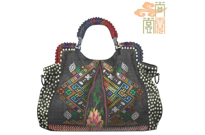 民族特色旅游紀(jì)念品